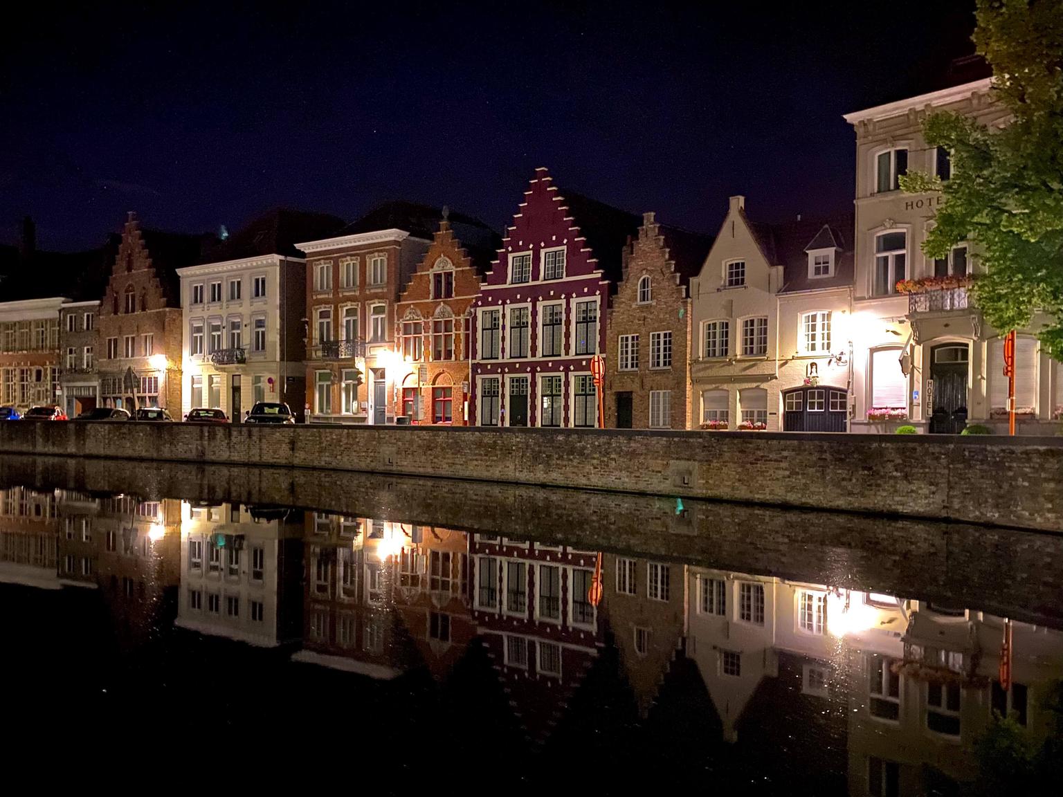 Brugge bei Nacht