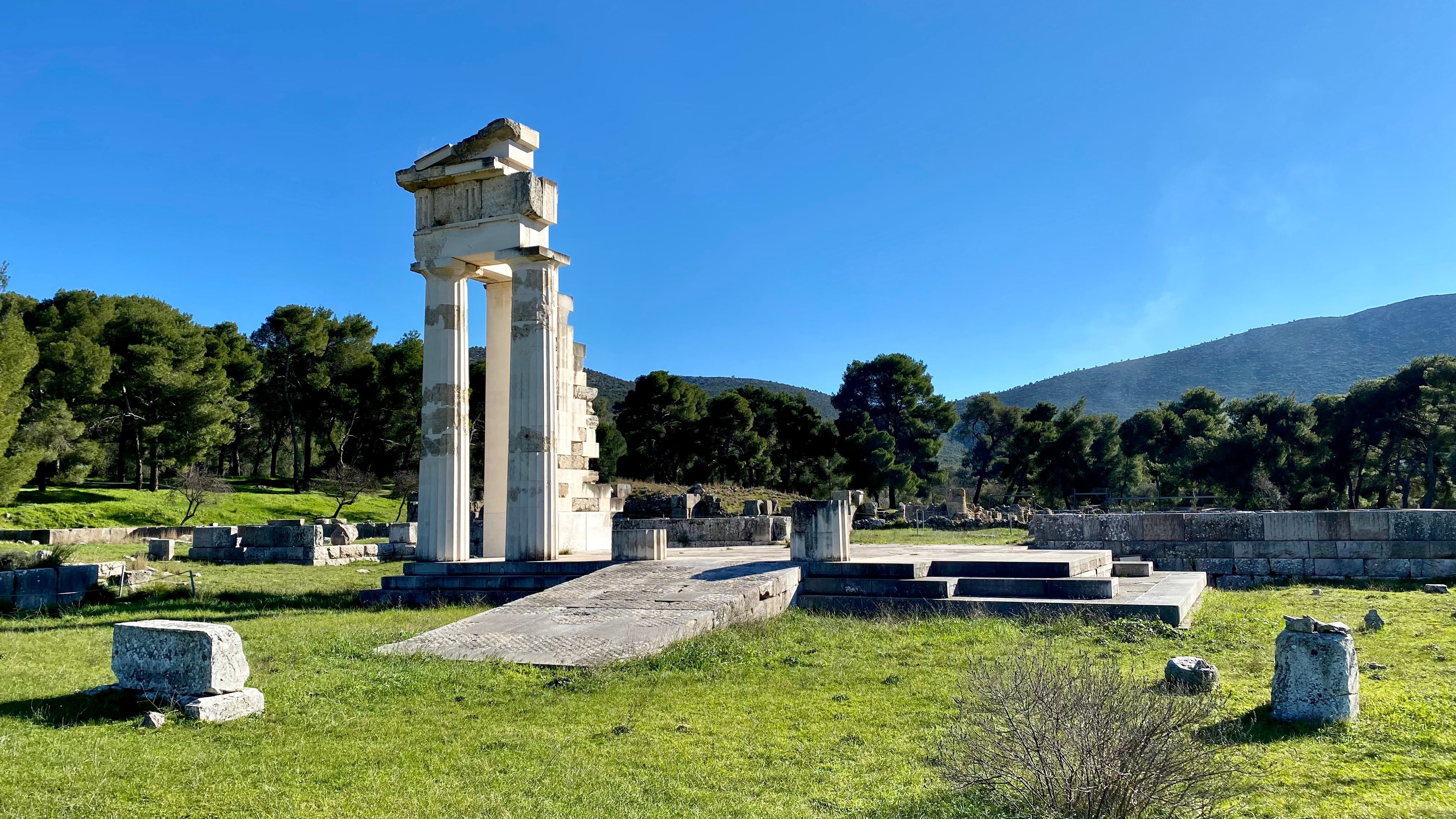 Epidauros - Ausgrabungsstätte