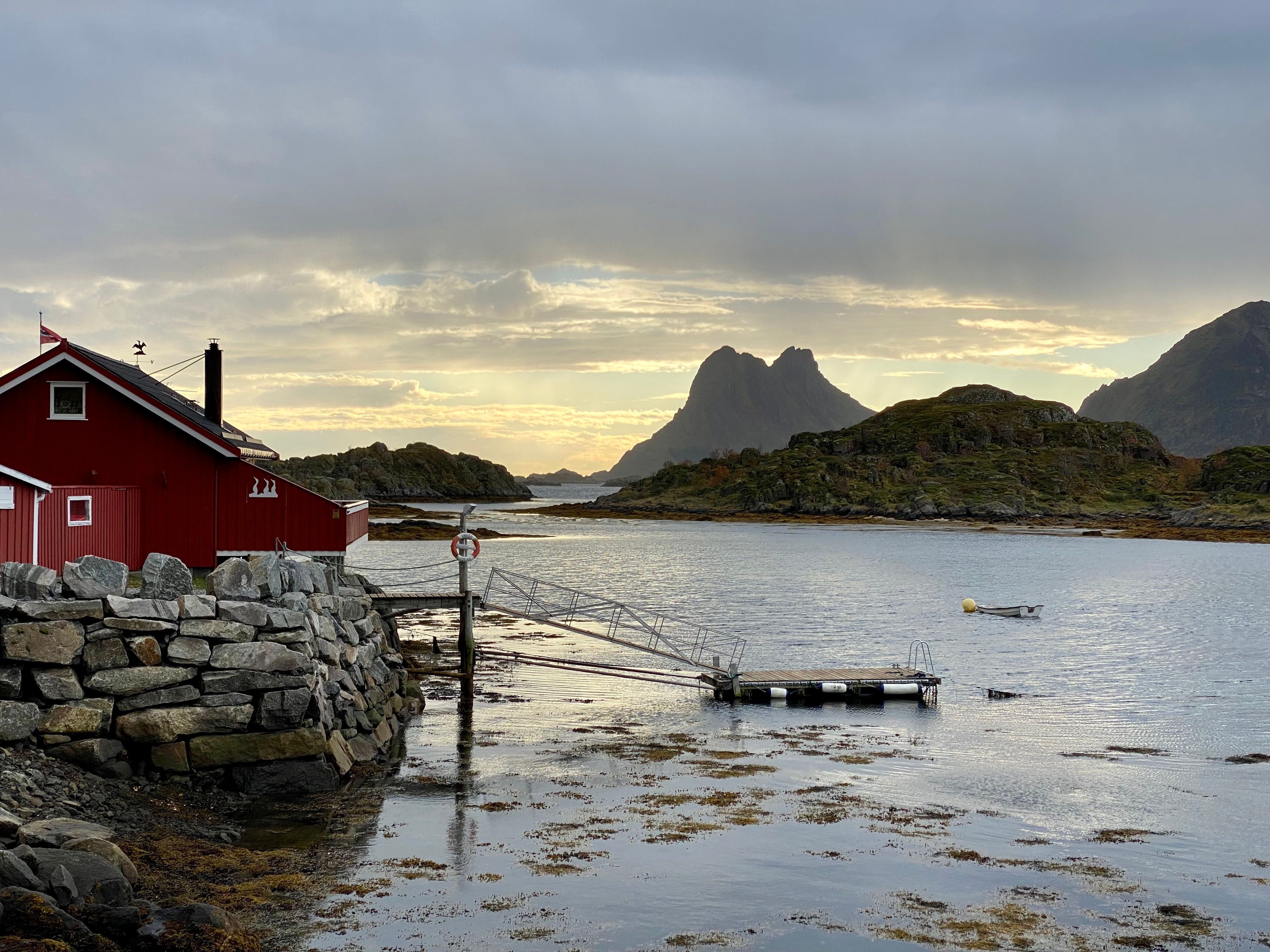 Lofoten Boot auf Wasser
