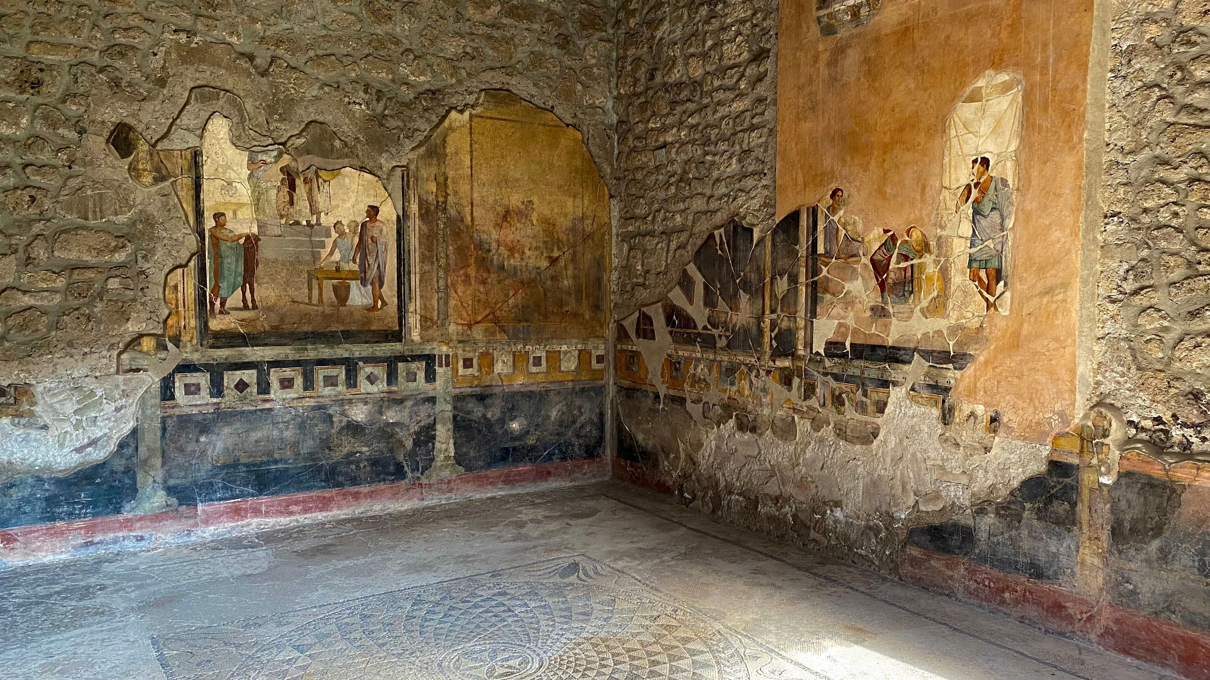 Pompeji: Wandmalereien in einer Wohnung
