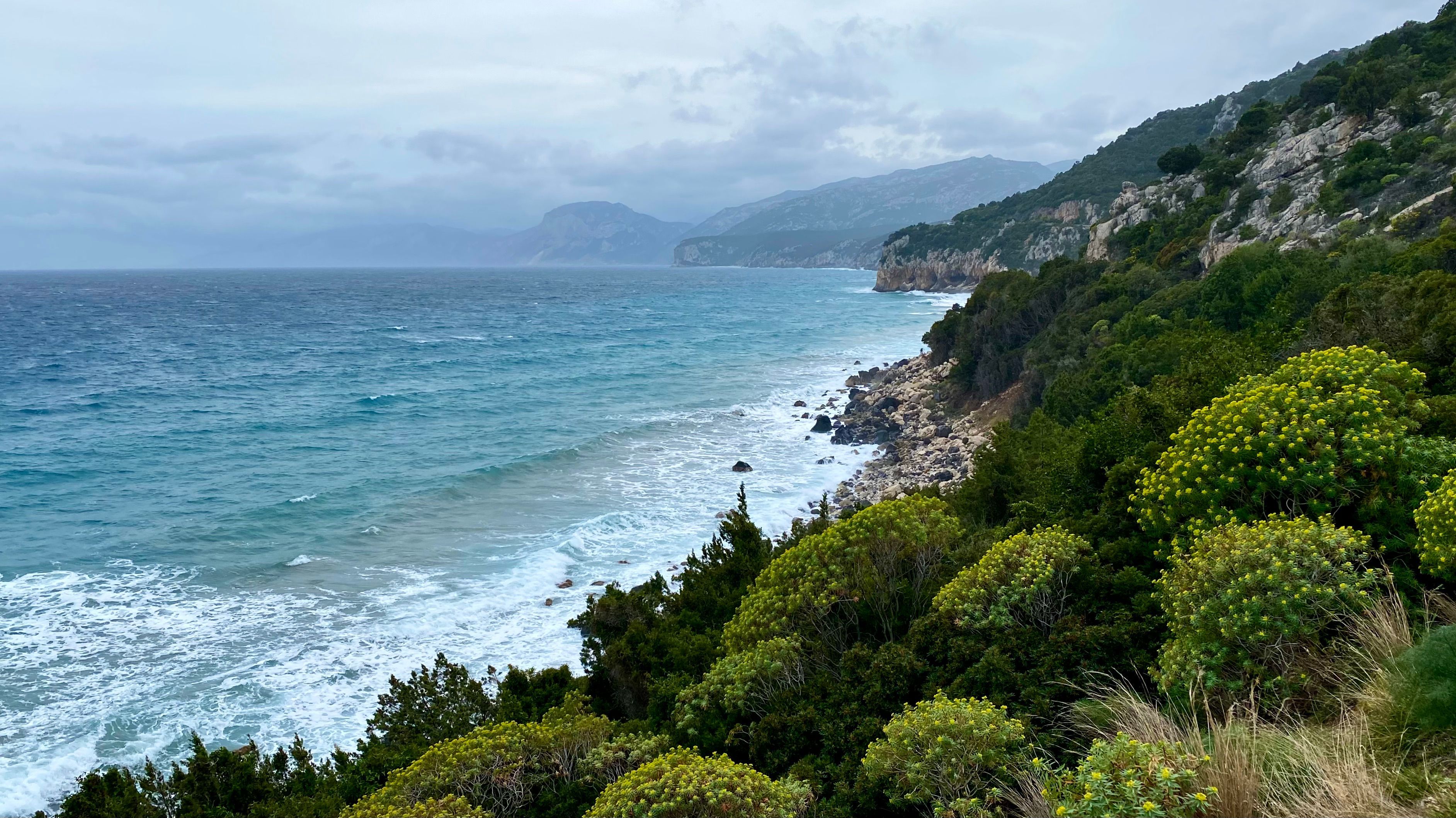 Küste auf Sardinien